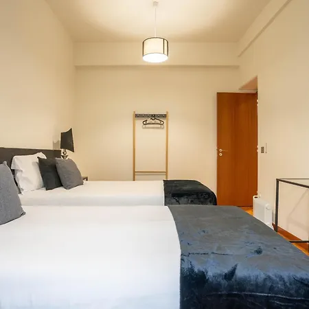 Apartment Sublime Downtown Retreat By Elsa, 180m2 Porto