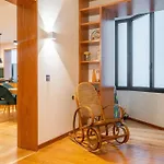 Sublime Downtown Retreat By Elsa, 180m2 * Πόρτο