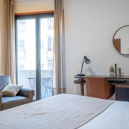 Sublime Downtown Retreat By Elsa, 180m2 Apartment Porto