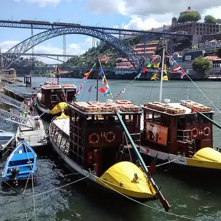 Sublime Downtown Retreat By Elsa, 180m2 Apartment Porto