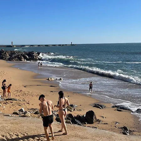 Sublime Downtown Retreat By Elsa, 180m2 Apartment