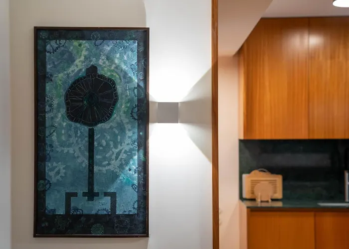 Sublime Downtown Retreat By Elsa, 180m2 *