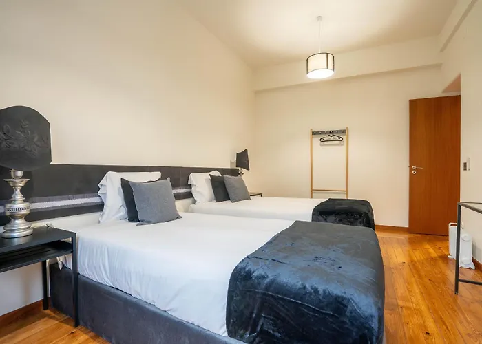 Sublime Downtown Retreat By Elsa, 180m2 דירה