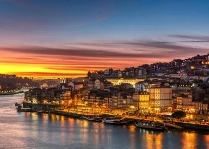 Sublime Downtown Retreat By Elsa, 180m2