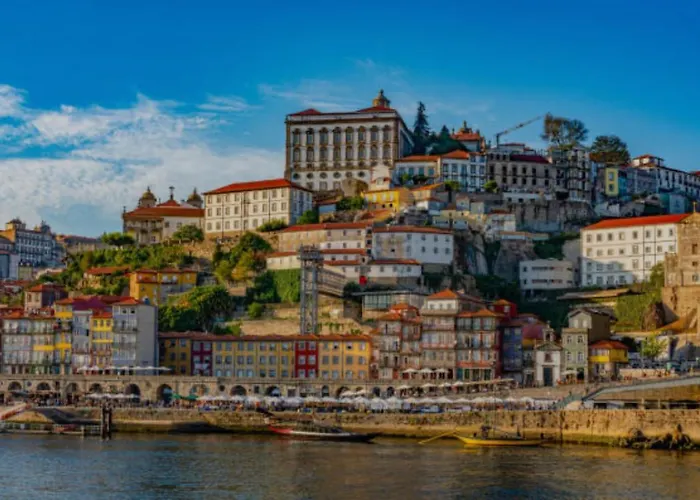 Sublime Downtown Retreat By Elsa, 180m2 *