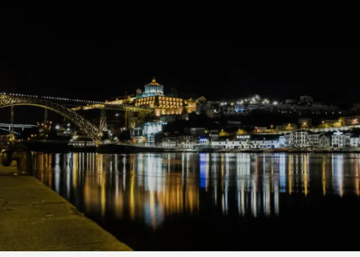 Sublime Downtown Retreat By Elsa, 180m2 Oporto