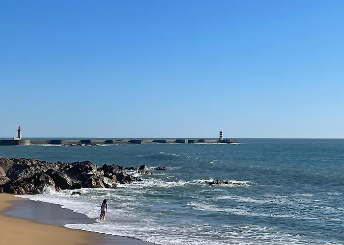 דירה Sublime Downtown Retreat By Elsa, 180m2 *