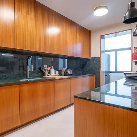 Sublime Downtown Retreat By Elsa, 180m2 Appartement *