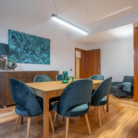 Sublime Downtown Retreat By Elsa, 180m2 * Porto