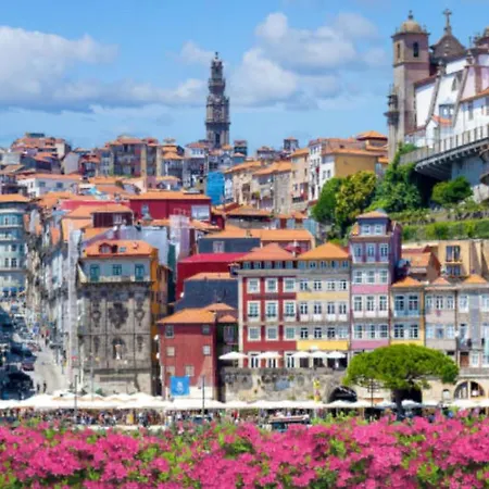 Sublime Downtown Retreat By Elsa, 180m2 Appartamento